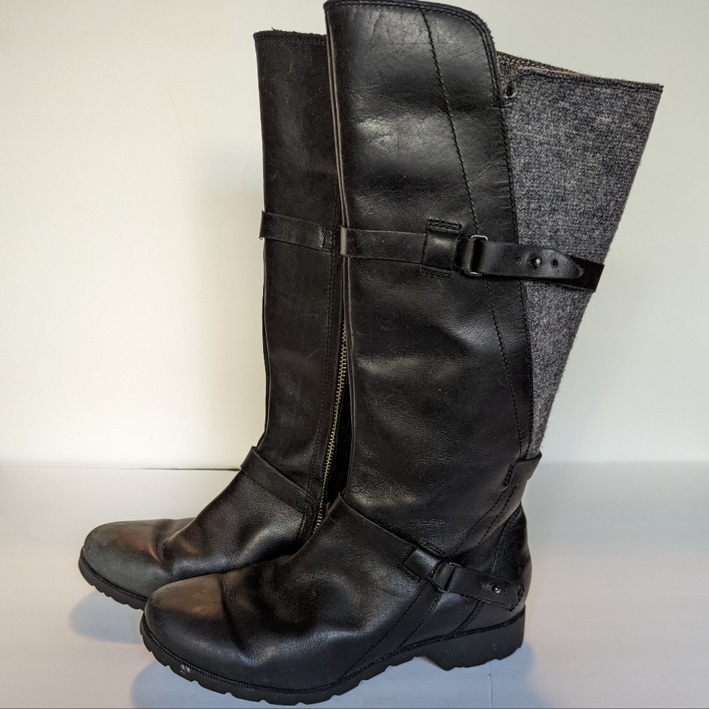 Teva Black Tall Zip-Up Winter Boots with Gray Fabric Panel
